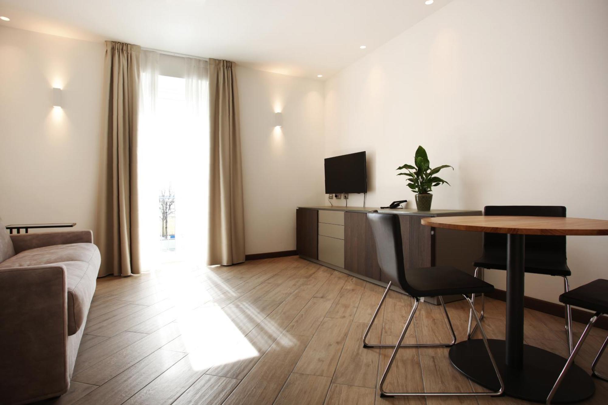 Hotel Ponti Angera Ngoại thất bức ảnh