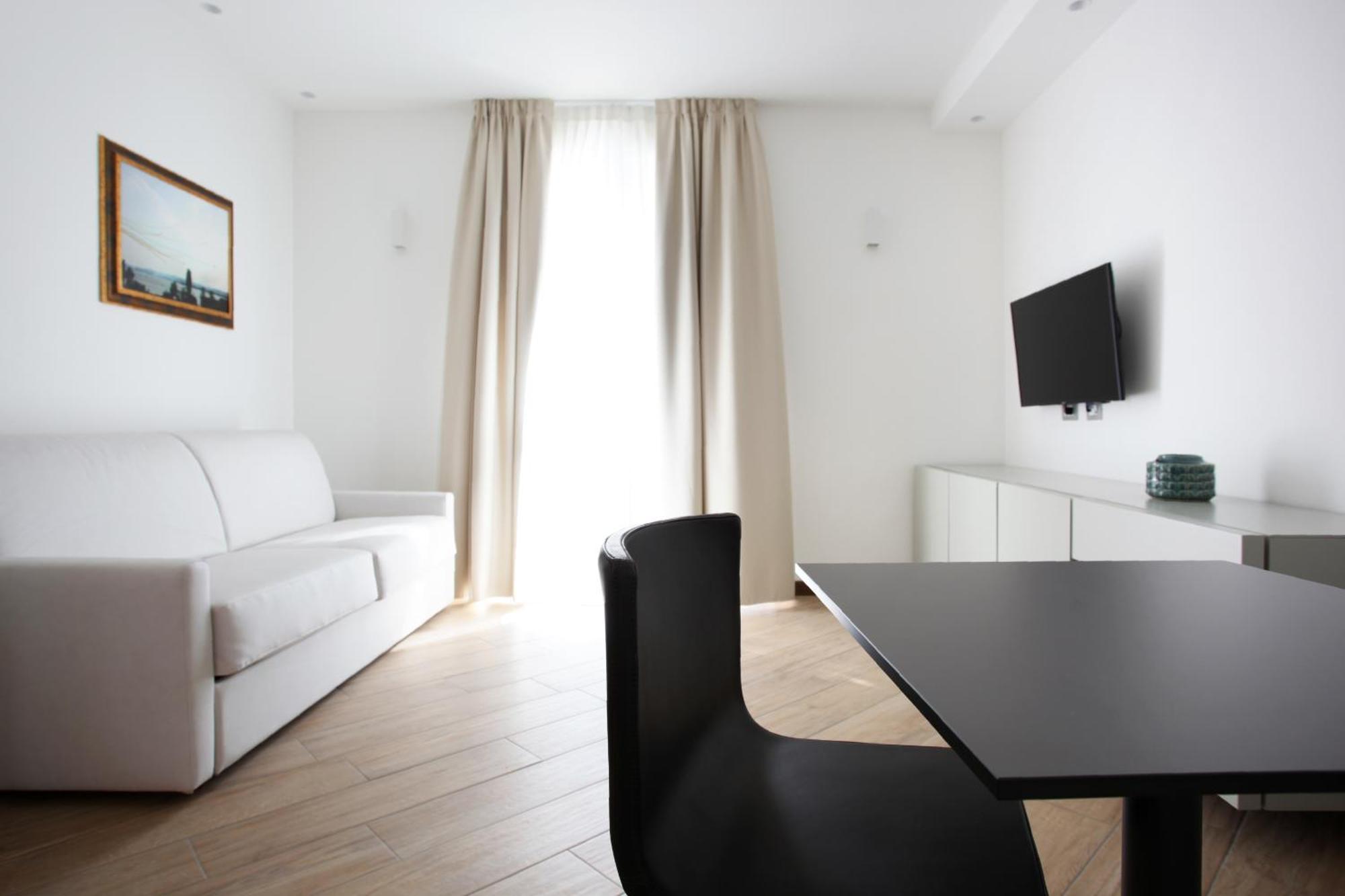 Hotel Ponti Angera Ngoại thất bức ảnh