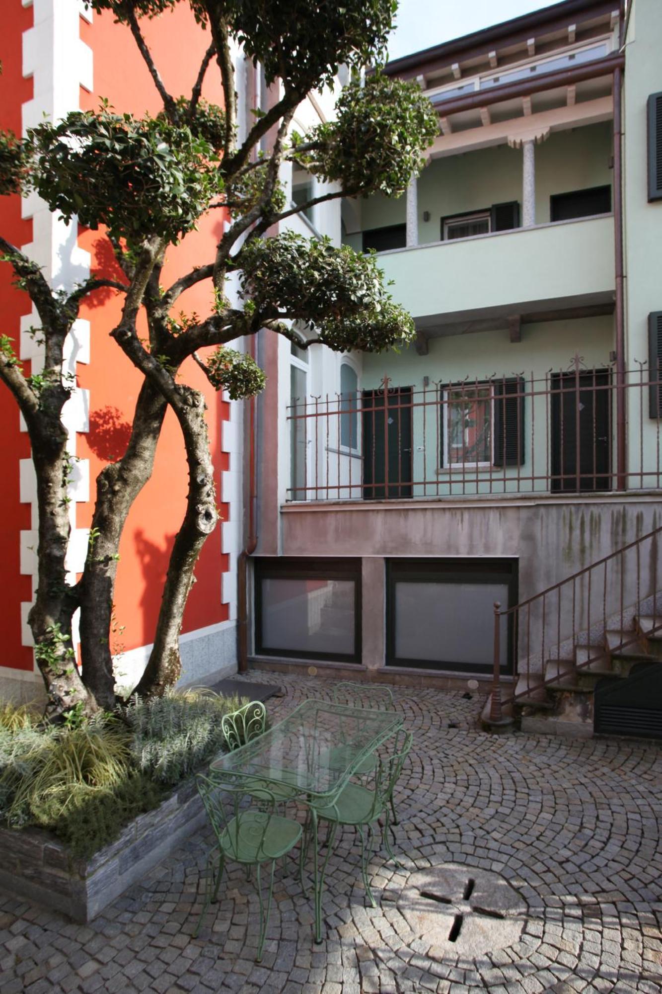Hotel Ponti Angera Ngoại thất bức ảnh